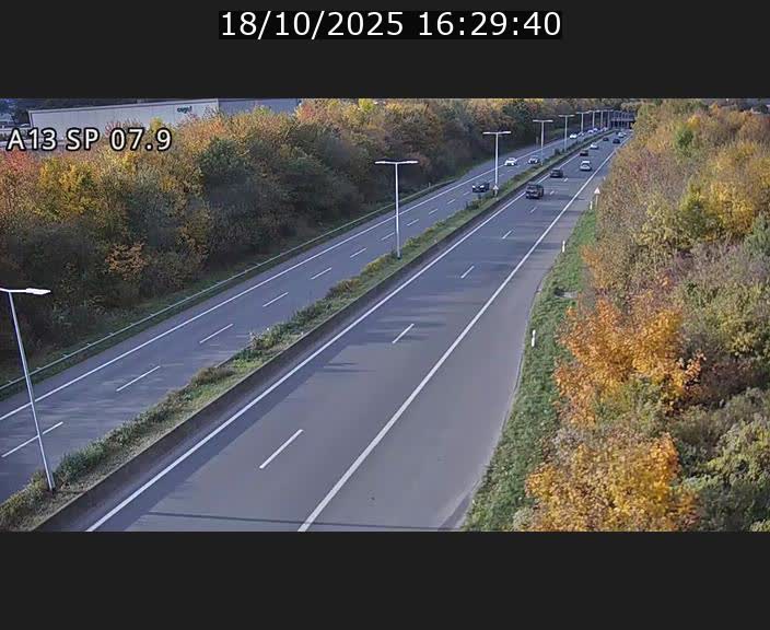 <h2>Traffic live webcam Luxembourg Jonction Lankelz - A13 direction Pétange - BK 7.9</h2>