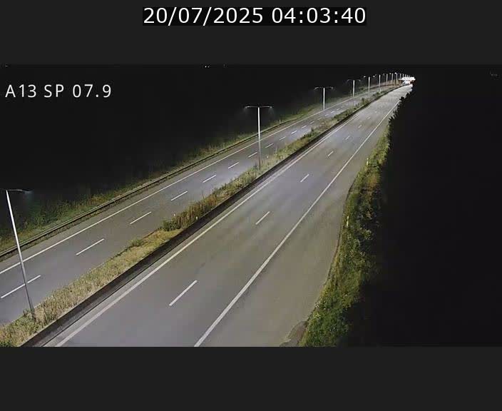 <h2>Traffic live webcam Luxembourg Jonction Lankelz - A13 direction Pétange - BK 7.9</h2>