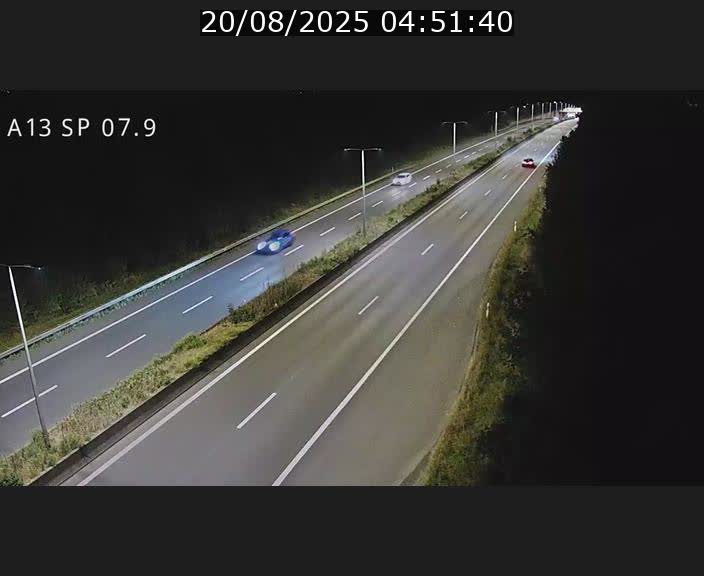 <h2>Traffic live webcam Luxembourg Jonction Lankelz - A13 direction Pétange - BK 7.9</h2>