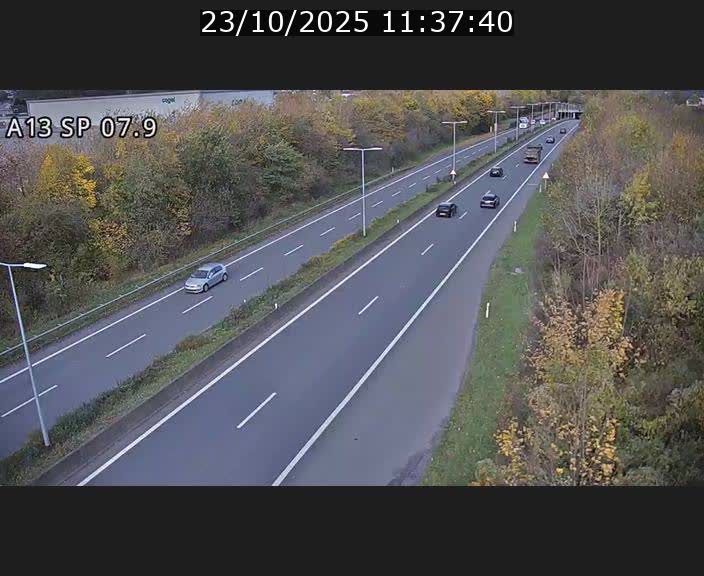 <h2>Traffic live webcam Luxembourg Jonction Lankelz - A13 direction Pétange - BK 7.9</h2>
