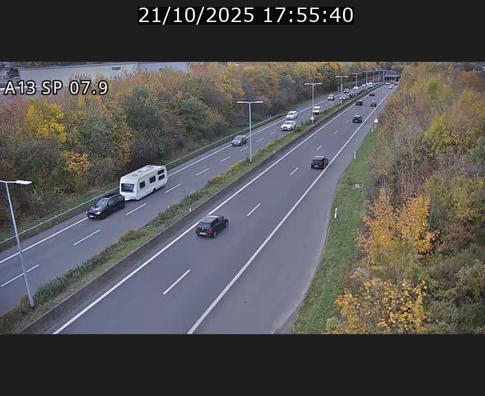 <h2>Traffic live webcam Luxembourg Jonction Lankelz - A13 direction Pétange - BK 7.9</h2>