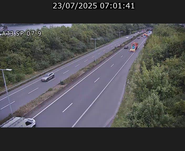 <h2>Traffic live webcam Luxembourg Jonction Lankelz - A13 direction Pétange - BK 7.9</h2>