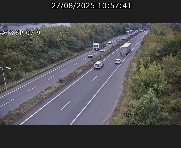 <h2>Traffic live webcam Luxembourg Jonction Lankelz - A13 direction Pétange - BK 7.9</h2>