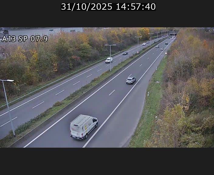 <h2>Traffic live webcam Luxembourg Jonction Lankelz - A13 direction Pétange - BK 7.9</h2>