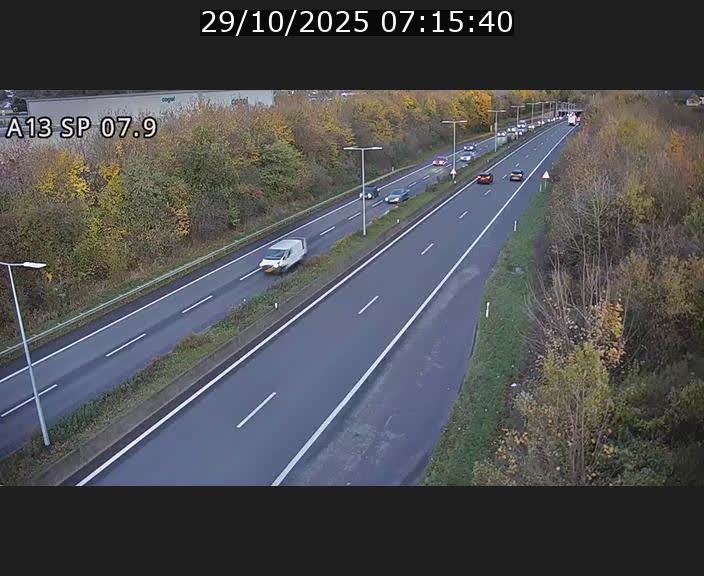 <h2>Traffic live webcam Luxembourg Jonction Lankelz - A13 direction Pétange - BK 7.9</h2>