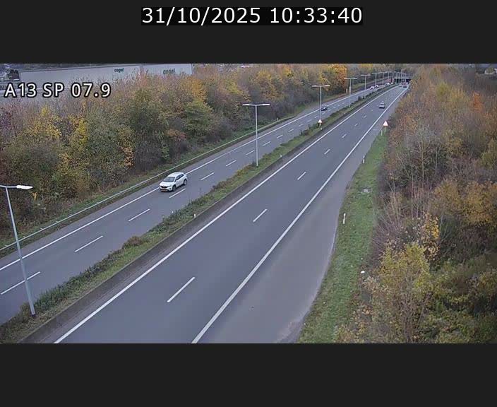 <h2>Traffic live webcam Luxembourg Jonction Lankelz - A13 direction Pétange - BK 7.9</h2>