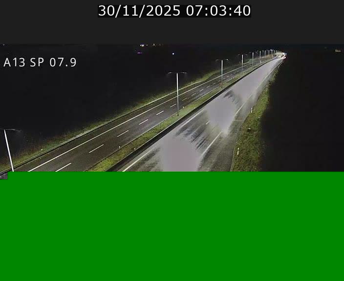 <h2>Traffic live webcam Luxembourg Jonction Lankelz - A13 direction Pétange - BK 7.9</h2>
