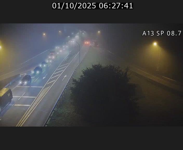 <h2>Traffic live webcam Luxembourg Jonction Lankelz - A13 direction Pétange - BK 8.7 </h2>