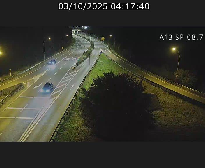 <h2>Traffic live webcam Luxembourg Jonction Lankelz - A13 direction Pétange - BK 8.7 </h2>