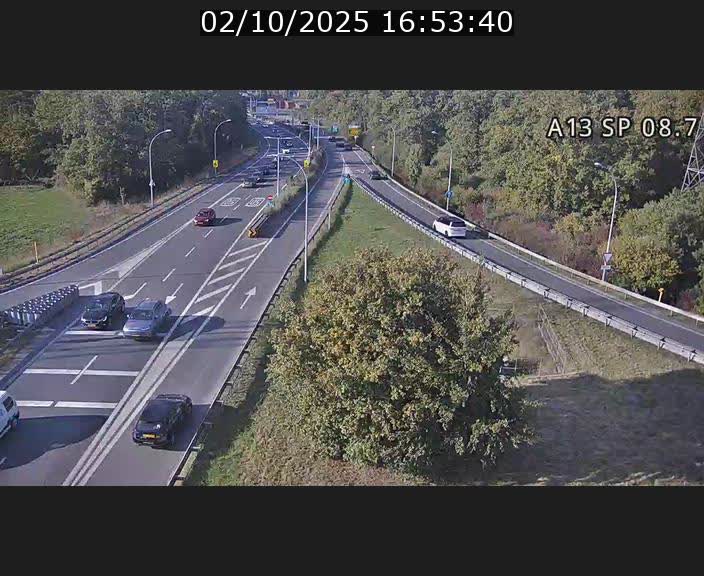 <h2>Traffic live webcam Luxembourg Jonction Lankelz - A13 direction Pétange - BK 8.7 </h2>