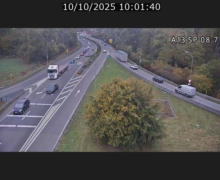 <h2>Traffic live webcam Luxembourg Jonction Lankelz - A13 direction Pétange - BK 8.7 </h2>