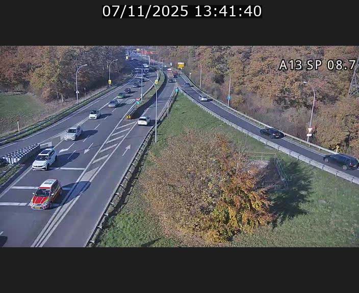 <h2>Traffic live webcam Luxembourg Jonction Lankelz - A13 direction Pétange - BK 8.7 </h2>