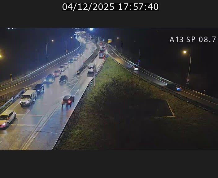 <h2>Traffic live webcam Luxembourg Jonction Lankelz - A13 direction Pétange - BK 8.7 </h2>