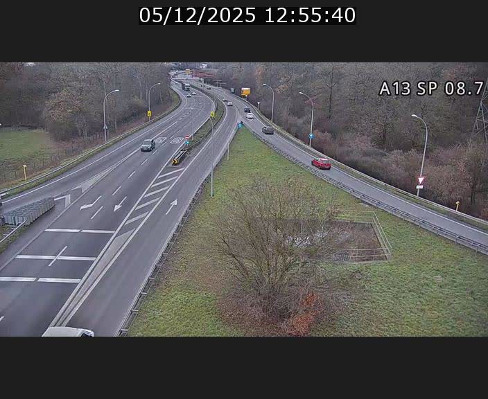 <h2>Traffic live webcam Luxembourg Jonction Lankelz - A13 direction Pétange - BK 8.7 </h2>