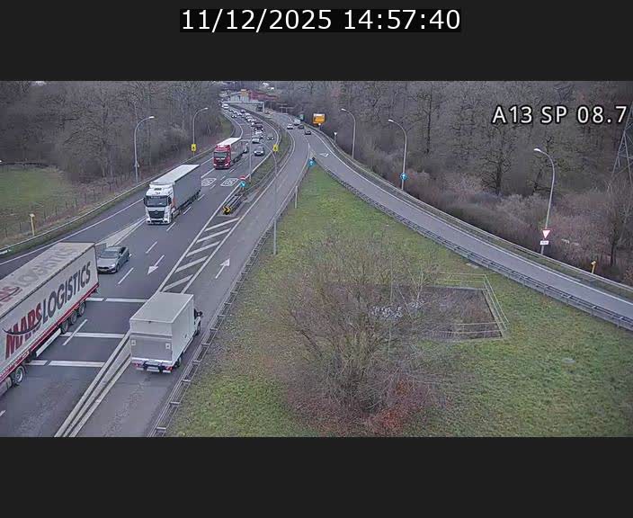 <h2>Traffic live webcam Luxembourg Jonction Lankelz - A13 direction Pétange - BK 8.7 </h2>