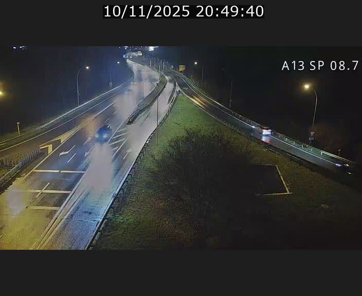 <h2>Traffic live webcam Luxembourg Jonction Lankelz - A13 direction Pétange - BK 8.7 </h2>