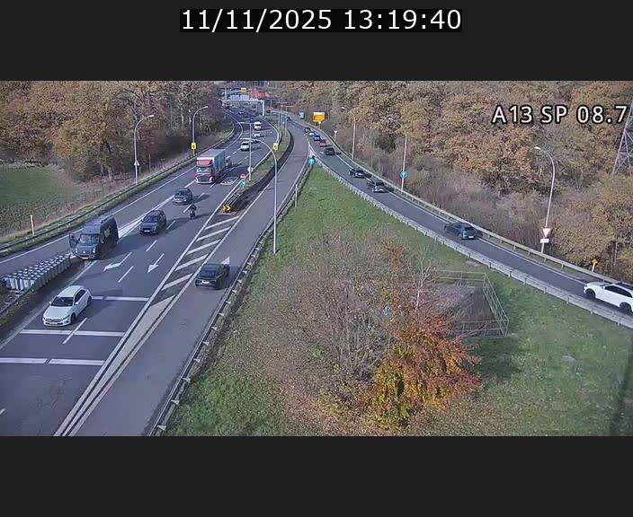 <h2>Traffic live webcam Luxembourg Jonction Lankelz - A13 direction Pétange - BK 8.7 </h2>