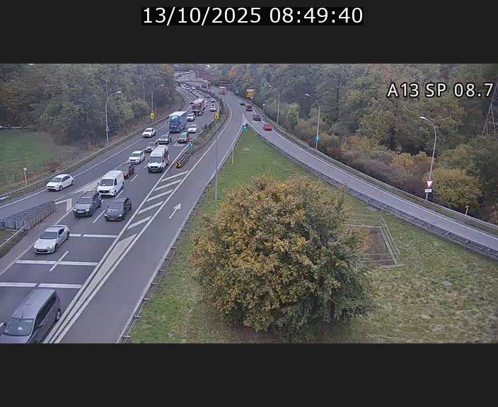<h2>Traffic live webcam Luxembourg Jonction Lankelz - A13 direction Pétange - BK 8.7 </h2>