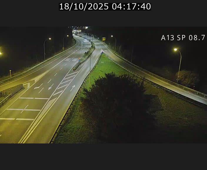 <h2>Traffic live webcam Luxembourg Jonction Lankelz - A13 direction Pétange - BK 8.7 </h2>