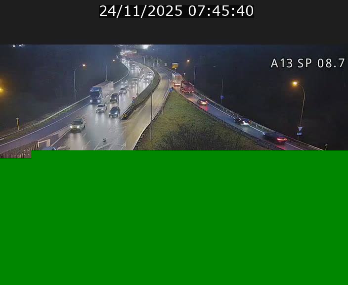 <h2>Traffic live webcam Luxembourg Jonction Lankelz - A13 direction Pétange - BK 8.7 </h2>