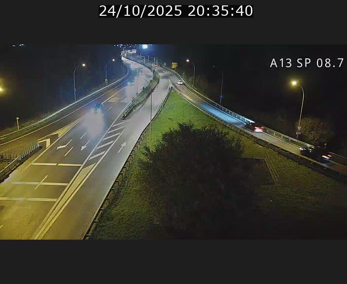 <h2>Traffic live webcam Luxembourg Jonction Lankelz - A13 direction Pétange - BK 8.7 </h2>