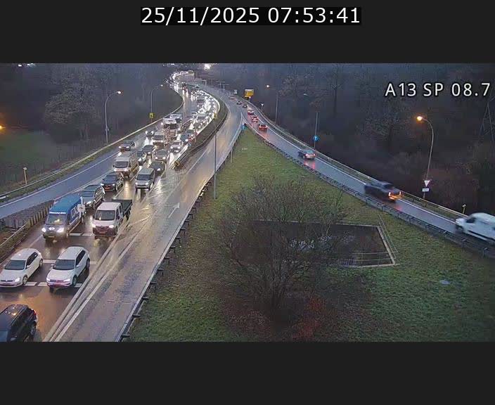<h2>Traffic live webcam Luxembourg Jonction Lankelz - A13 direction Pétange - BK 8.7 </h2>