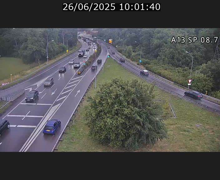 <h2>Traffic live webcam Luxembourg Jonction Lankelz - A13 direction Pétange - BK 8.7 </h2>