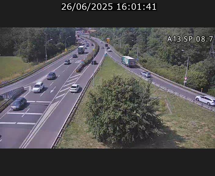 <h2>Traffic live webcam Luxembourg Jonction Lankelz - A13 direction Pétange - BK 8.7 </h2>