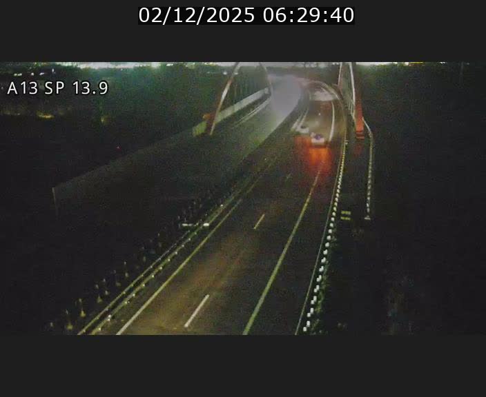 <h2>Traffic live webcam Luxembourg Kayl - A13 direction Esch-sur-Alzette/Luxembourg-ville - BK 13.9</h2>