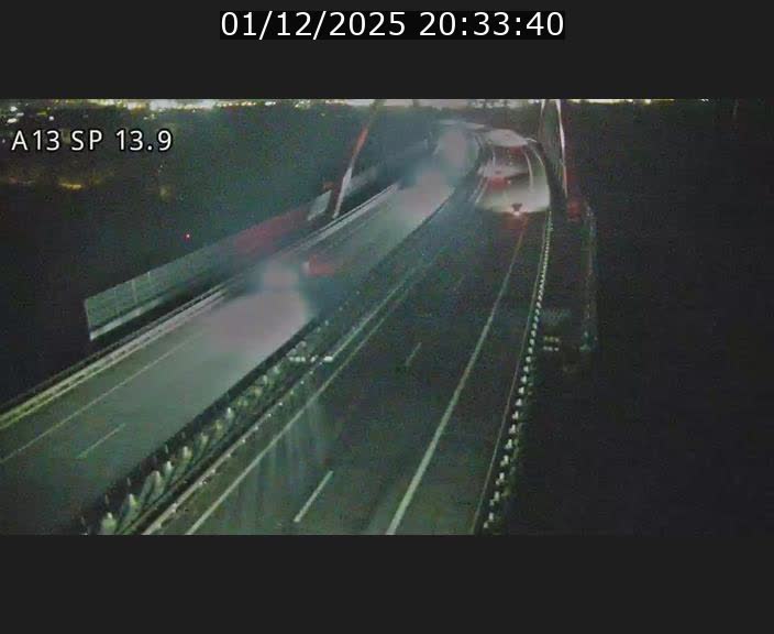 <h2>Traffic live webcam Luxembourg Kayl - A13 direction Esch-sur-Alzette/Luxembourg-ville - BK 13.9</h2>