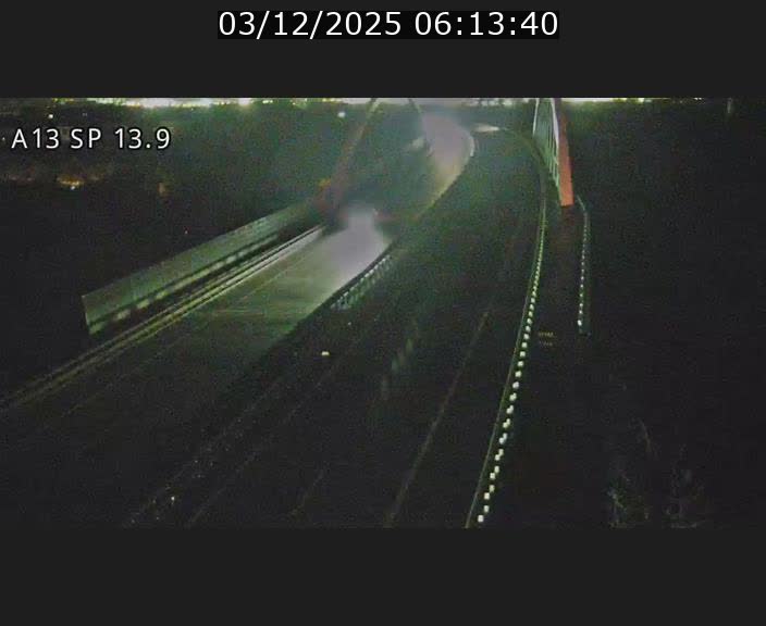 <h2>Traffic live webcam Luxembourg Kayl - A13 direction Esch-sur-Alzette/Luxembourg-ville - BK 13.9</h2>