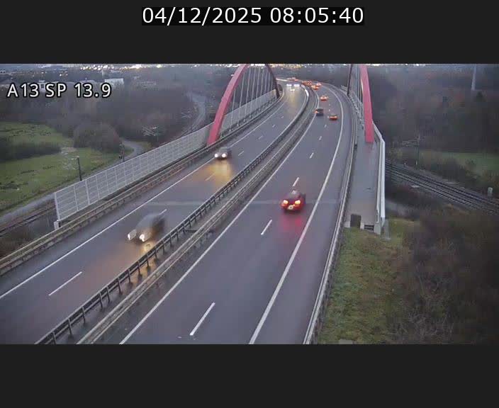<h2>Traffic live webcam Luxembourg Kayl - A13 direction Esch-sur-Alzette/Luxembourg-ville - BK 13.9</h2>