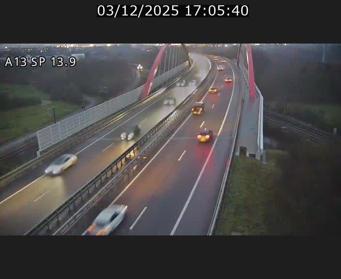 <h2>Traffic live webcam Luxembourg Kayl - A13 direction Esch-sur-Alzette/Luxembourg-ville - BK 13.9</h2>
