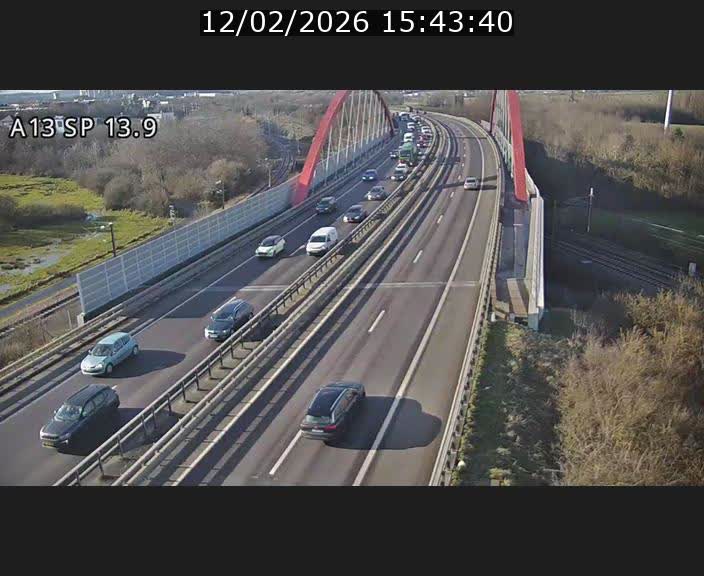 Traffic live webcam Luxembourg Kayl - A13 direction Esch-sur-Alzette/Luxembourg-ville - BK 13.9