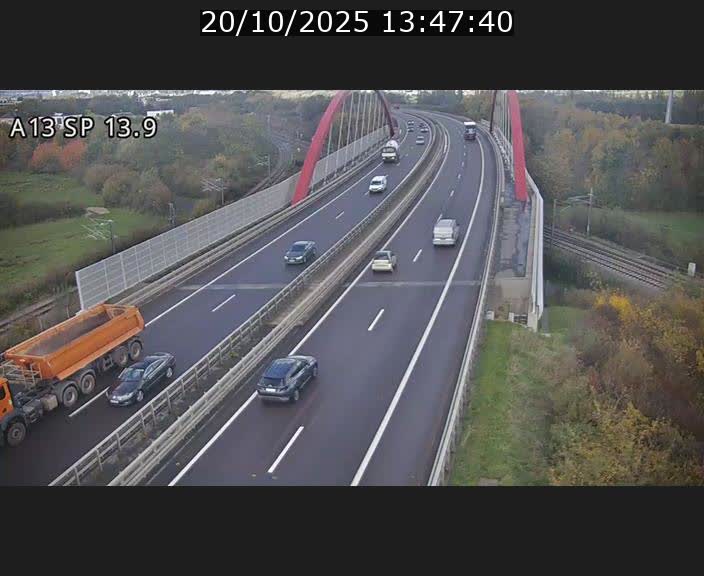 <h2>Traffic live webcam Luxembourg Kayl - A13 direction Esch-sur-Alzette/Luxembourg-ville - BK 13.9</h2>