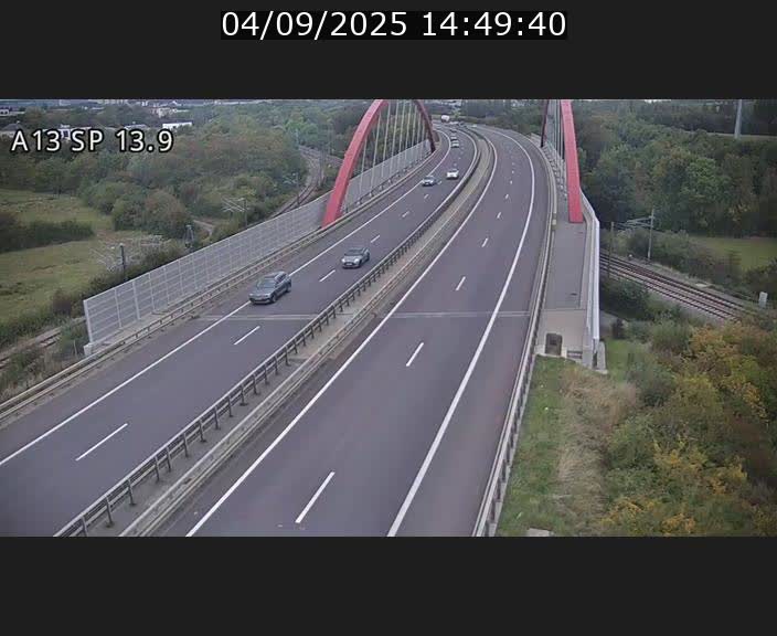 <h2>Traffic live webcam Luxembourg Kayl - A13 direction Esch-sur-Alzette/Luxembourg-ville - BK 13.9</h2>
