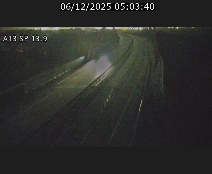 <h2>Traffic live webcam Luxembourg Kayl - A13 direction Esch-sur-Alzette/Luxembourg-ville - BK 13.9</h2>