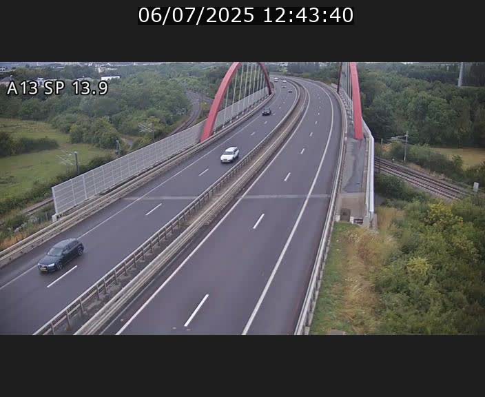 <h2>Traffic live webcam Luxembourg Kayl - A13 direction Esch-sur-Alzette/Luxembourg-ville - BK 13.9</h2>
