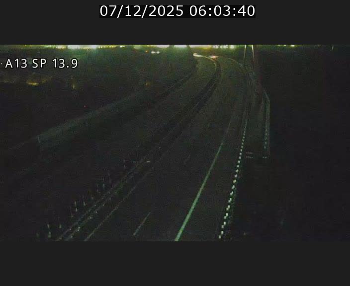 Traffic live webcam Luxembourg Kayl - A13 direction Esch-sur-Alzette/Luxembourg-ville - BK 13.9