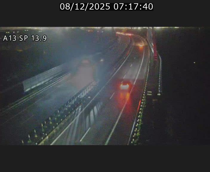 <h2>Traffic live webcam Luxembourg Kayl - A13 direction Esch-sur-Alzette/Luxembourg-ville - BK 13.9</h2>