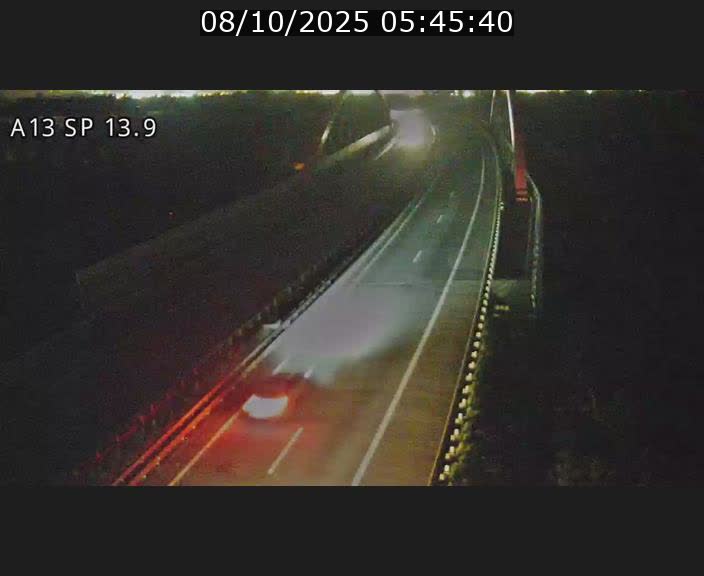 <h2>Traffic live webcam Luxembourg Kayl - A13 direction Esch-sur-Alzette/Luxembourg-ville - BK 13.9</h2>