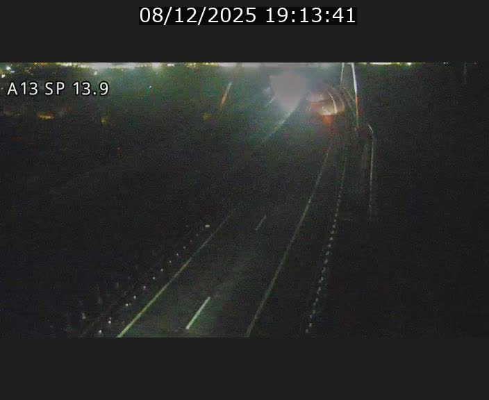 <h2>Traffic live webcam Luxembourg Kayl - A13 direction Esch-sur-Alzette/Luxembourg-ville - BK 13.9</h2>