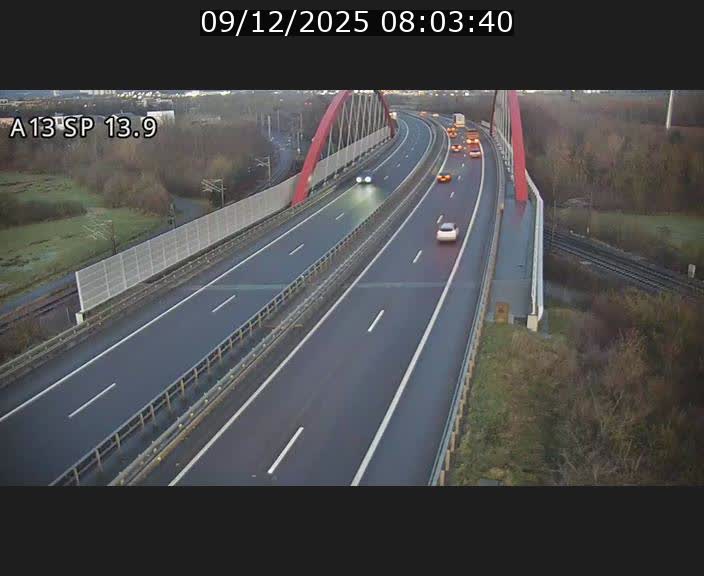 <h2>Traffic live webcam Luxembourg Kayl - A13 direction Esch-sur-Alzette/Luxembourg-ville - BK 13.9</h2>