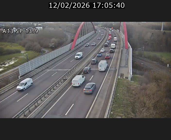 <h2>Traffic live webcam Luxembourg Kayl - A13 direction Esch-sur-Alzette/Luxembourg-ville - BK 13.9</h2>