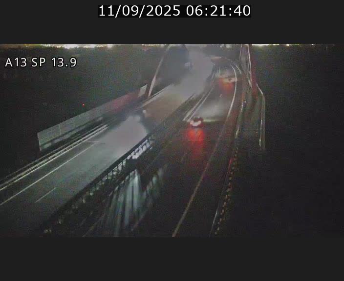 Traffic live webcam Luxembourg Kayl - A13 direction Esch-sur-Alzette/Luxembourg-ville - BK 13.9
