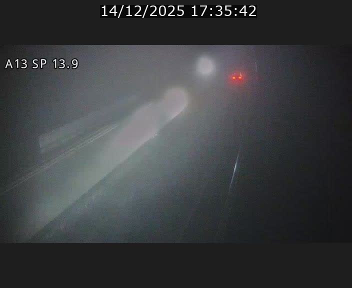 <h2>Traffic live webcam Luxembourg Kayl - A13 direction Esch-sur-Alzette/Luxembourg-ville - BK 13.9</h2>