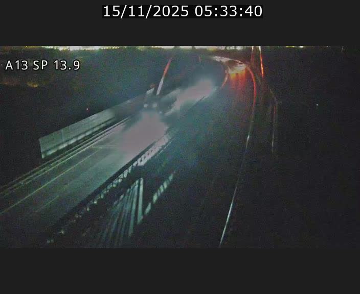 <h2>Traffic live webcam Luxembourg Kayl - A13 direction Esch-sur-Alzette/Luxembourg-ville - BK 13.9</h2>