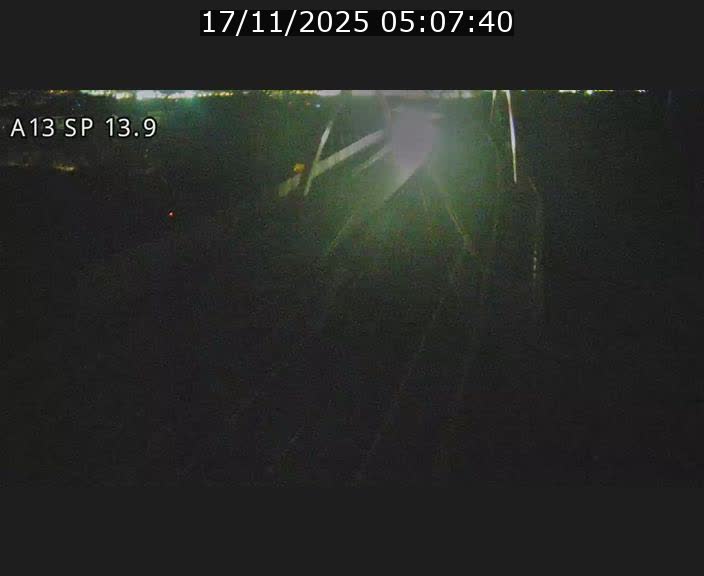 Traffic live webcam Luxembourg Kayl - A13 direction Esch-sur-Alzette/Luxembourg-ville - BK 13.9