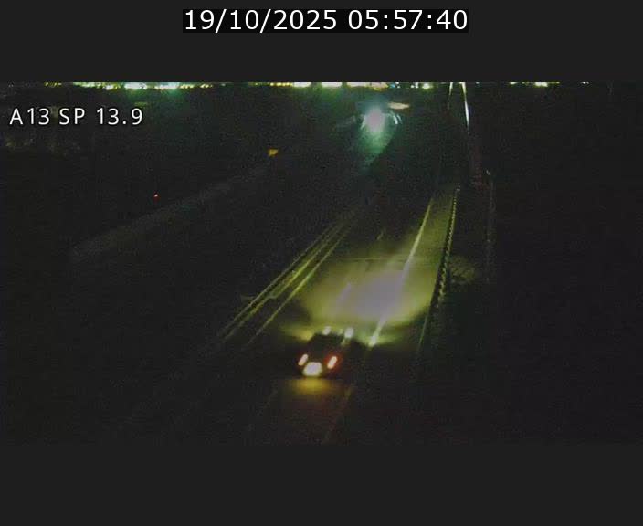 <h2>Traffic live webcam Luxembourg Kayl - A13 direction Esch-sur-Alzette/Luxembourg-ville - BK 13.9</h2>