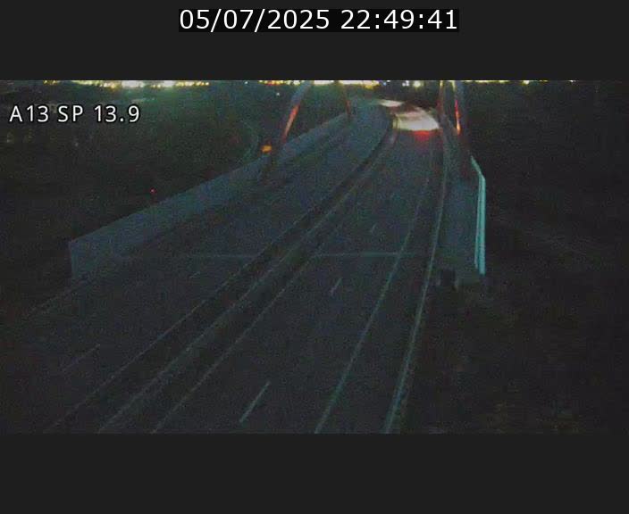 Traffic live webcam Luxembourg Kayl - A13 direction Esch-sur-Alzette/Luxembourg-ville - BK 13.9